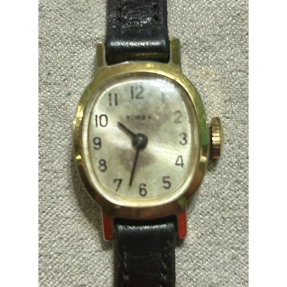 Vintage Timex Gold Tone Mechanical Wind up Women's Watch Works
